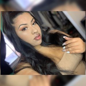 Meet your Posher, Marissa